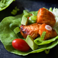 grilled buffalo chicken lettuce wraps